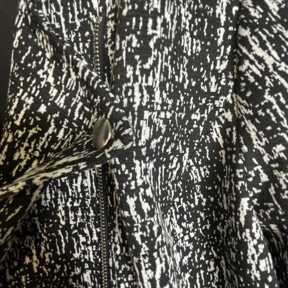 Alice Hope Womans Asymmetrical Zip Blazer Jacket Size Small Black White Pockets - Picture 8 of 13